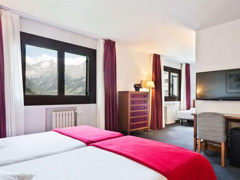 Snoe Hotel Формігаль Екстер'єр фото